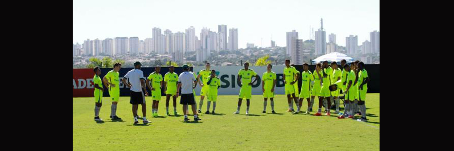 Elenco esmeraldino se reapresenta com foco na Copa do Brasil