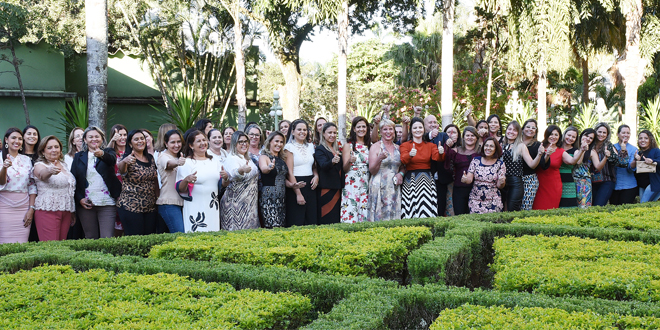 Fabrina Müller lidera Encontro de Mulheres no Palácio das Esmeraldas