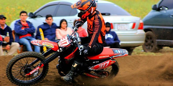 Team Moto Mendes conquista mais quatro vitórias no Paraguaio de Motocross