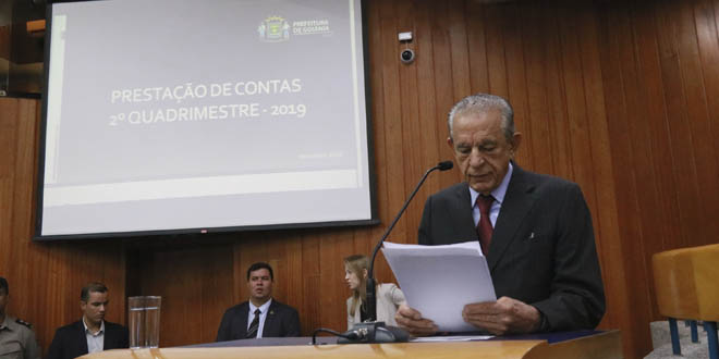 Iris presta contas e evidencia investimentos na cidade