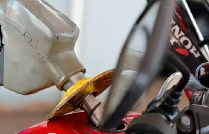 Gasolina inicia 2024 0,35% mais barata, acompanhada do etanol, que recuou 2,43% nos postos