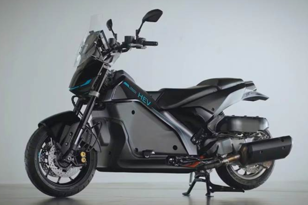 Yamaha prepara nova scooter híbrida: XMax SHEV deve ser a próxima aposta eletrificada