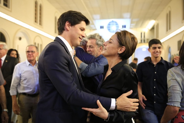 Saída de Ana Paula escancara crise interna no MDB e enfraquece projeto de Daniel Vilela