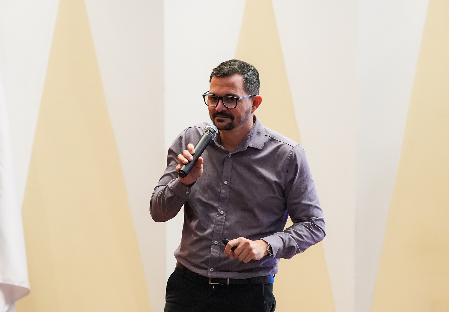 Senac lança curso premium “Agentes de IA para Gestão Comercial” e capacita profissionais para nova era da automação